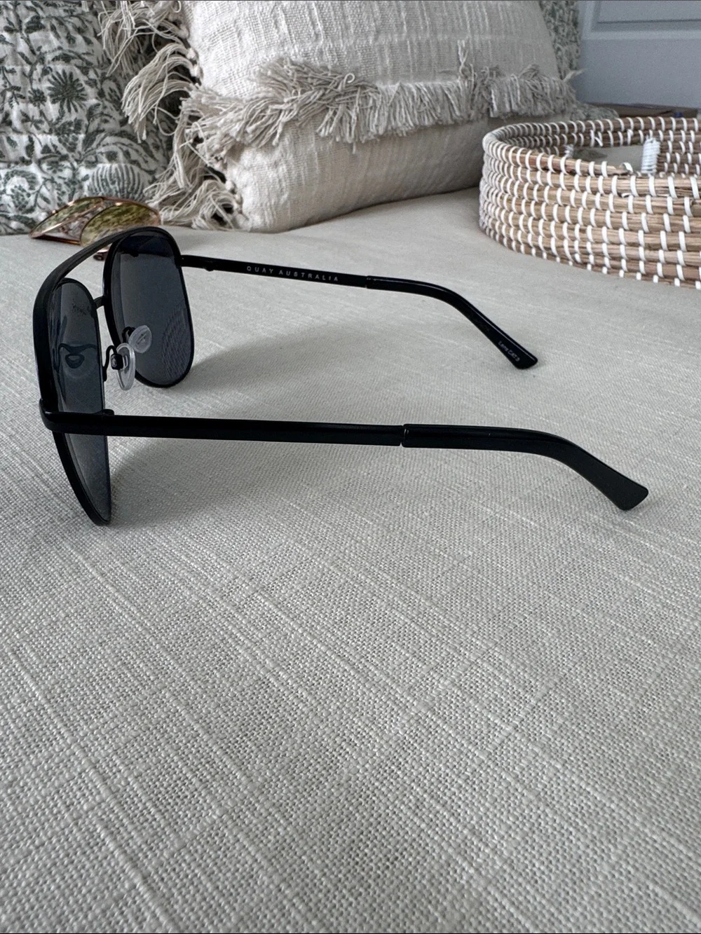 Quay Australia Black Aviator Sunglasses - Picture 3 of 4